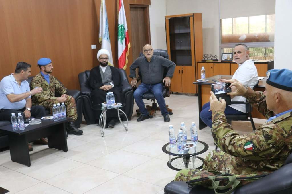 Consegna degli aiuti umanitari in Libano tramite Unifil