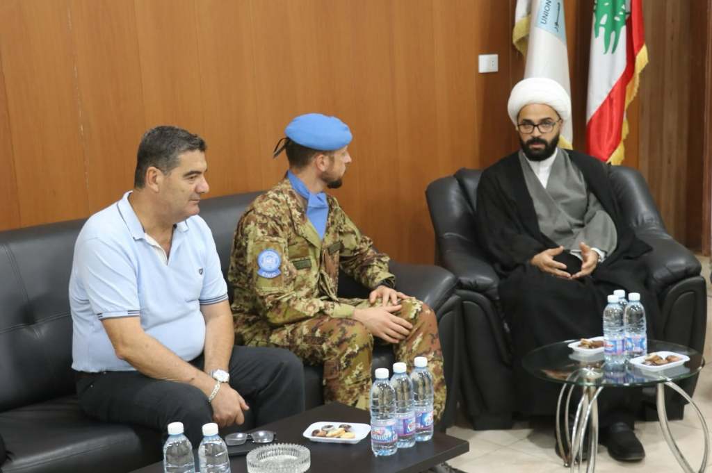 Consegna degli aiuti umanitari in Libano tramite Unifil